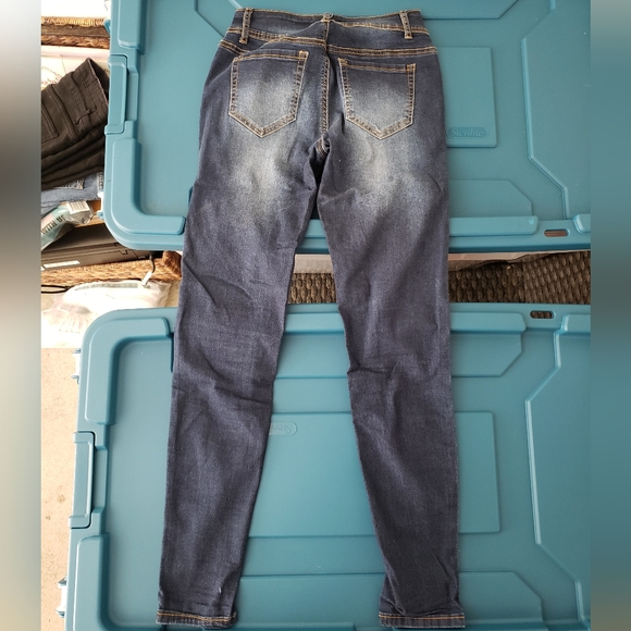 3 for $12 Encode Denim Jeans - Picture 3 of 5